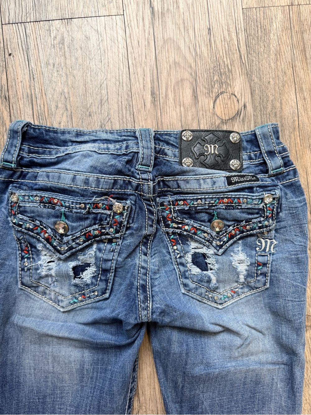 Miss Me Women's Embroidered  Blue Jeans